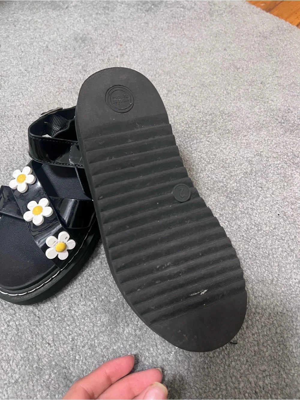Girls Black Patent Sandals with Daisy Accents